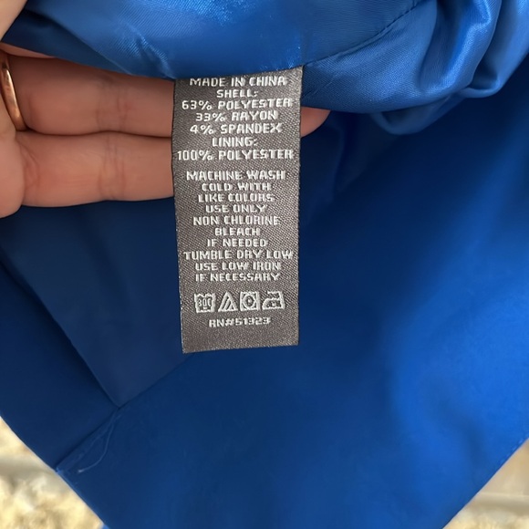 Vince Camuto Royal Blue Crop Jacket Size 8 - Picture 8 of 12